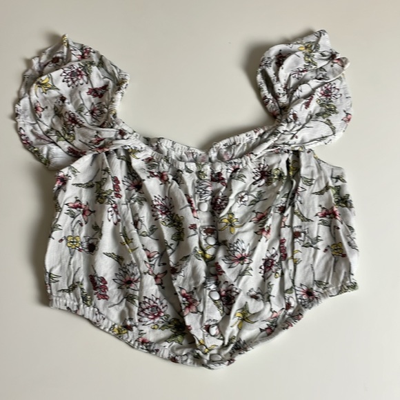 Xhilaration Off shoulder crop top- off white with buttons-flower print- M - Picture 5 of 9
